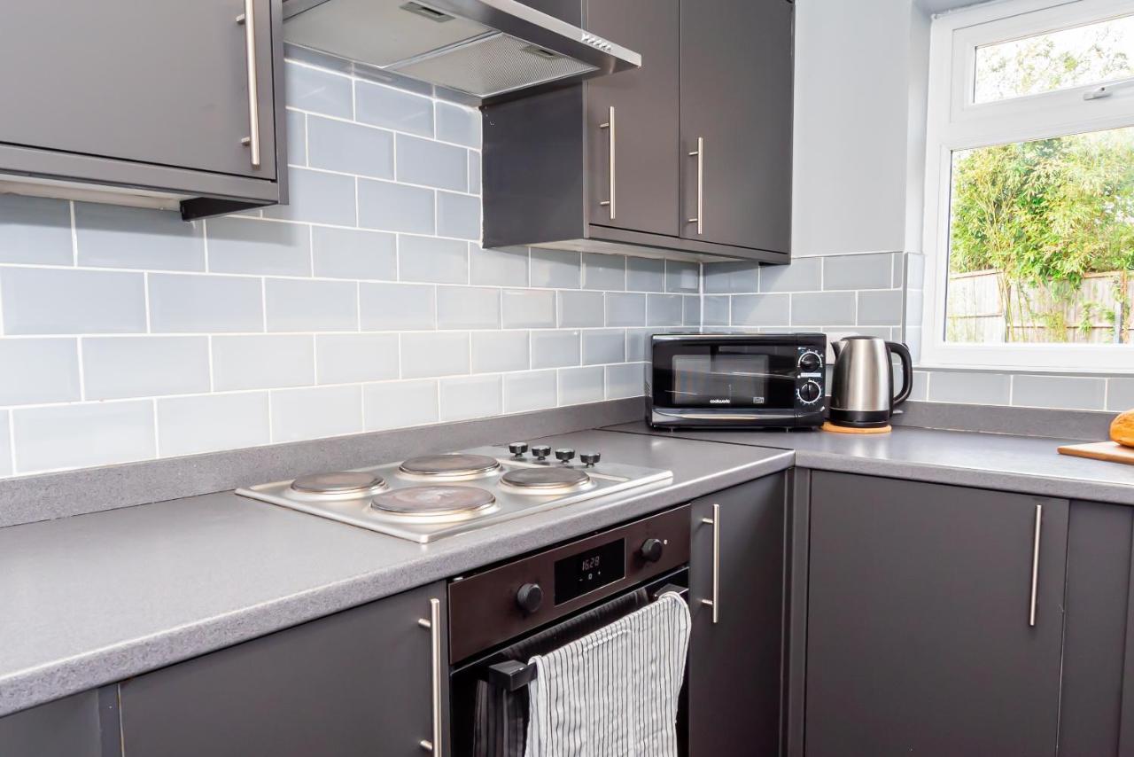 Shirley House 3: City-Center Self-Catering with Smart Check-In Southampton Exterior photo